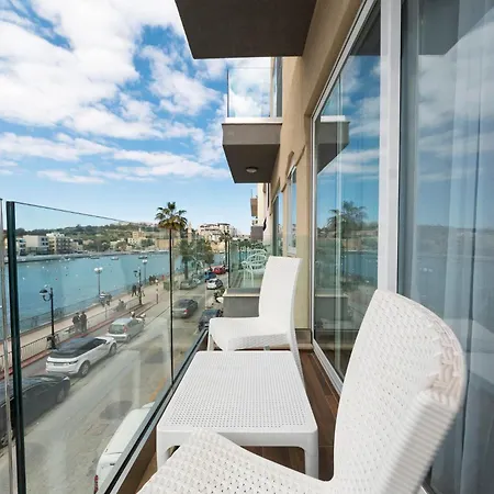 Apartament Stylish Beachfront 2 Bedroom Near Coast And Dining *