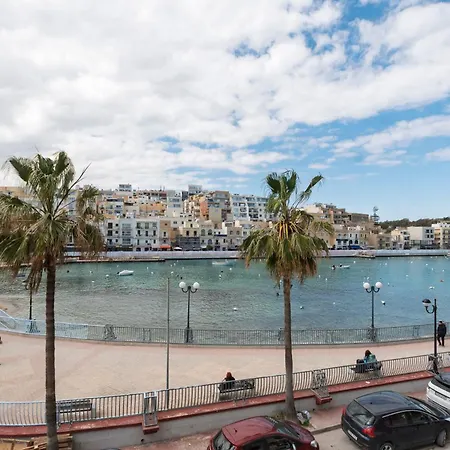 Apartament Stylish Beachfront 2 Bedroom Near Coast And Dining Marsaskala