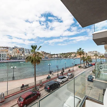 Apartament Stylish Beachfront 2 Bedroom Near Coast And Dining *