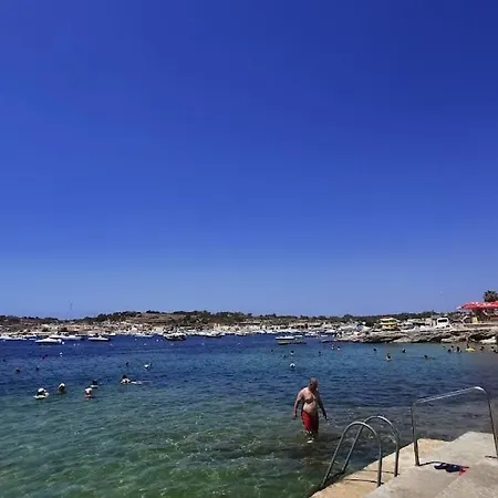 Apartament Stylish Beachfront 2 Bedroom Near Coast And Dining *